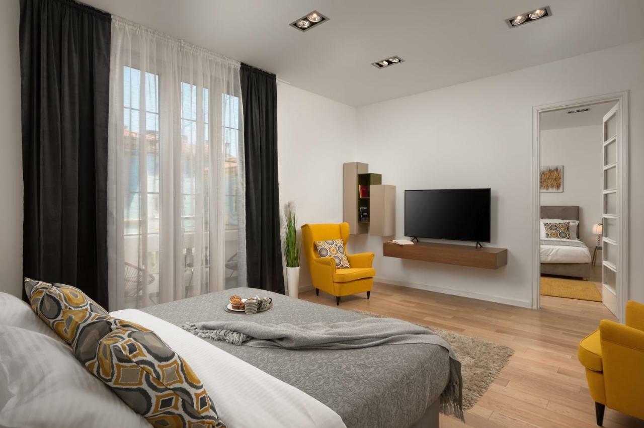 Carducci Apartment - Center Пула Екстериор снимка